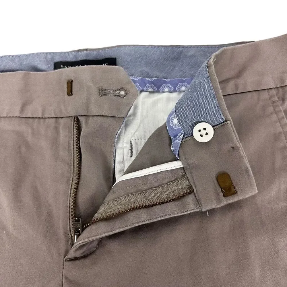 Banana Republic Women's Gray Chino Shorts size 8